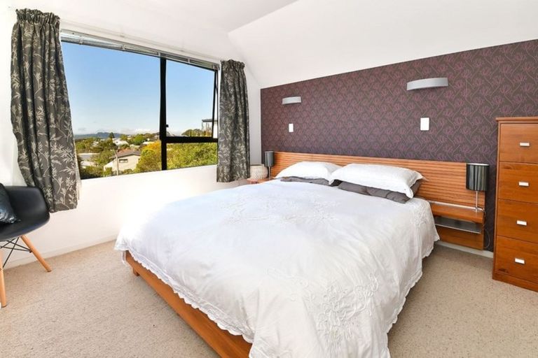 Photo of property in 1 Inca Place, Snells Beach, 0920