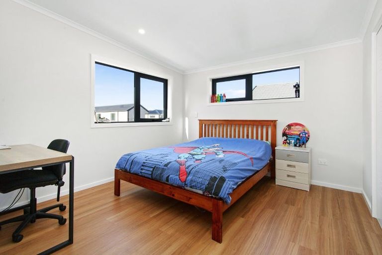 Photo of property in 24 Porokaiwhiri Street, Crofton Downs, Wellington, 6035