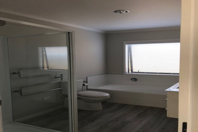 Photo of property in 34 Marion Crescent, Papamoa Beach, Papamoa, 3118