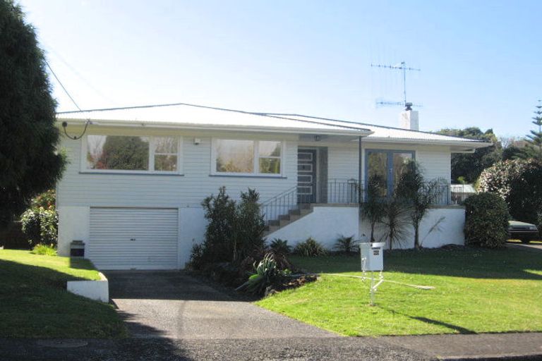 Photo of property in 65 Carr Street, Te Kamo, Whangarei, 0112