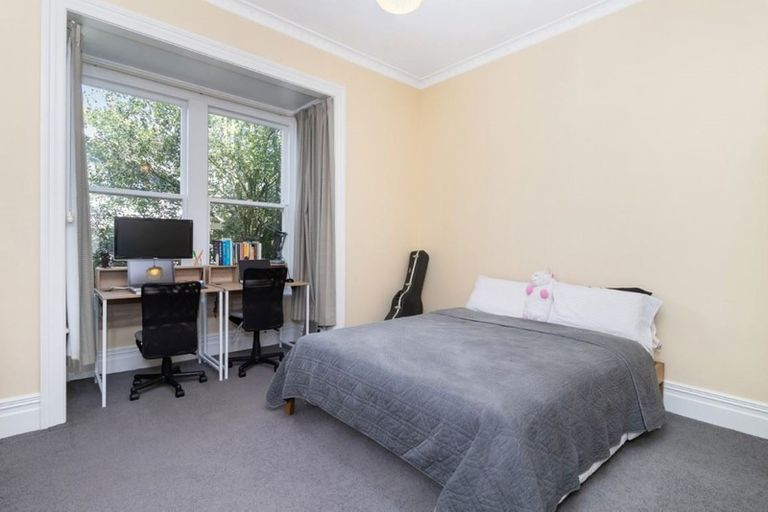 Photo of property in 16 Stapletons Road, Richmond, Christchurch, 8013