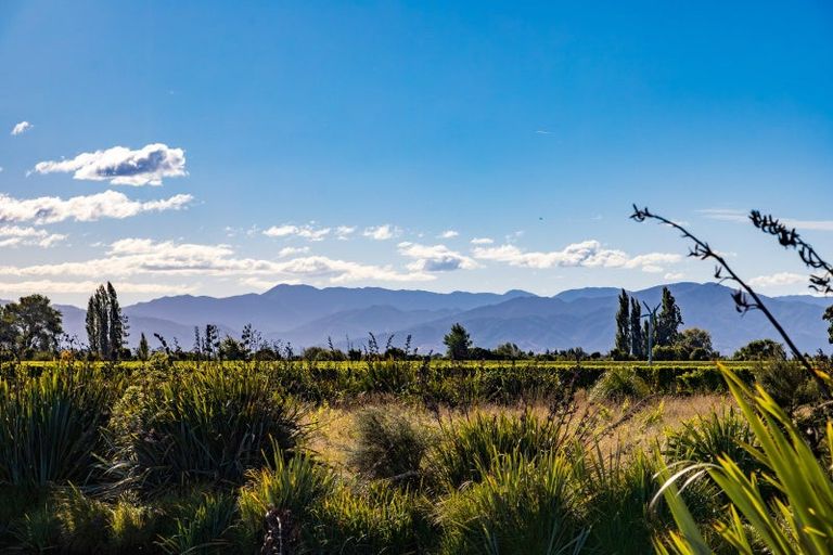 Photo of property in 19 Hardings Road, Riverlands, Blenheim, 7274