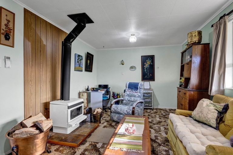 Photo of property in 5 Fookes Street, Waverley, 4510