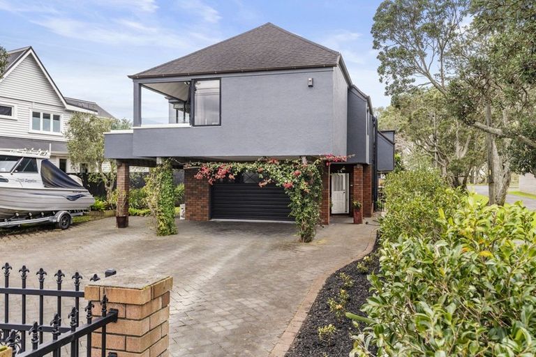 Photo of property in 112 Selwyn Avenue, Mission Bay, Auckland, 1071