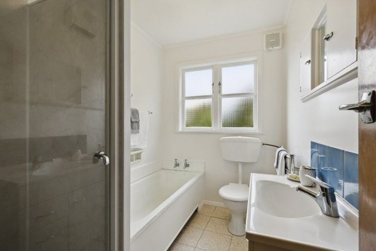 Photo of property in 46 Baroda Street, Khandallah, Wellington, 6035