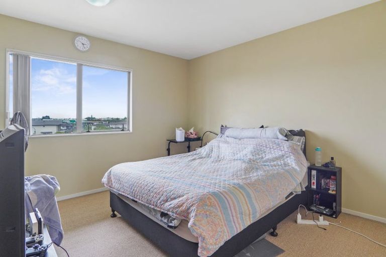 Photo of property in 9/29 Haven Drive, East Tamaki, Auckland, 2013