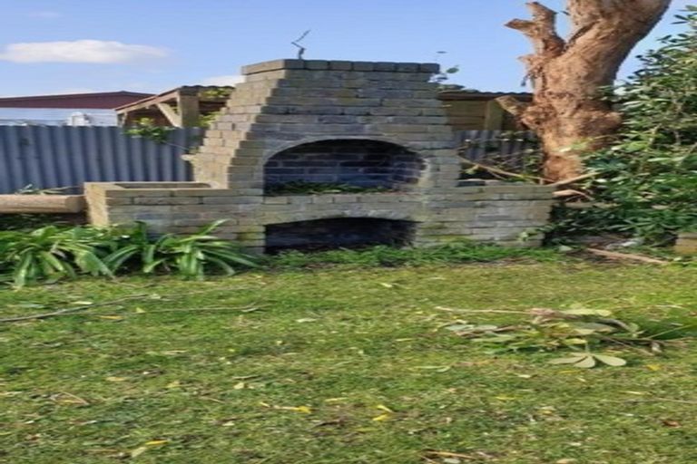 Photo of property in 41 Fookes Street, Waverley, 4510