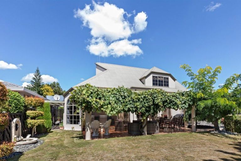 Photo of property in 16 Willow Grove, Morrinsville, 3300