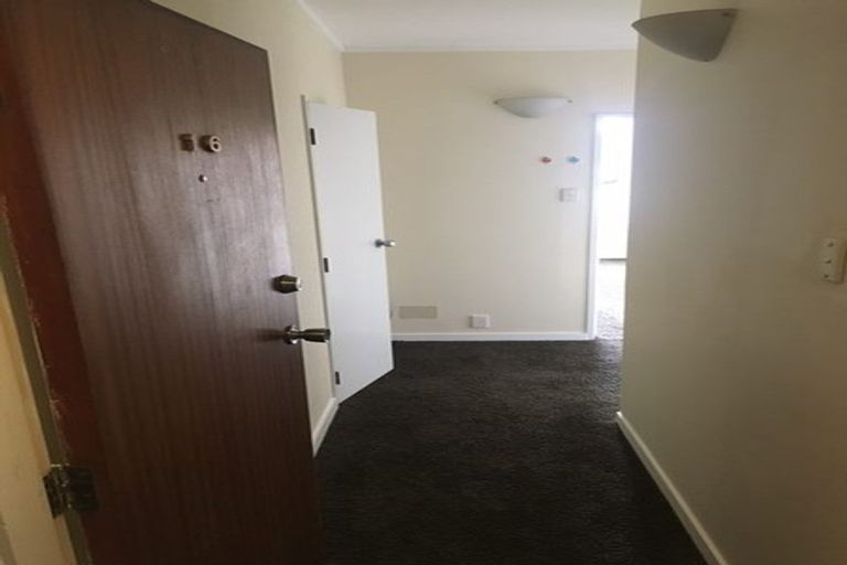 Photo of property in Hobson Court Flats, 16/70 Hobson Street, Thorndon, Wellington, 6011