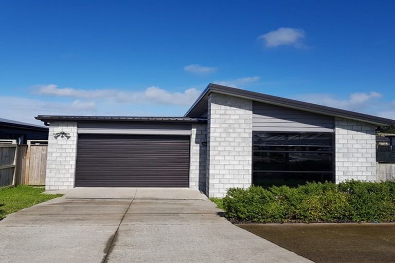 Photo of property in 6 Tomairangi Crescent, Pukekohe, 2120