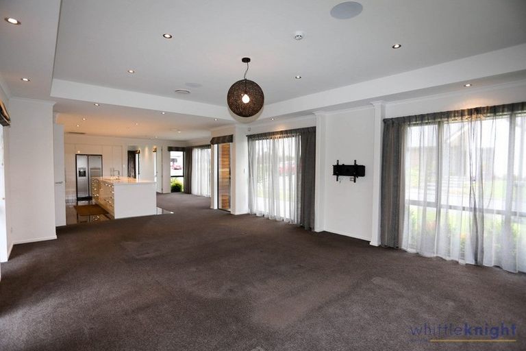 Photo of property in 70 Bluestone Drive, Parklands, Christchurch, 8083