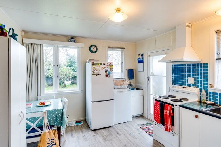 Photo of property in 1/202 Grove Road, Mayfair, Hastings, 4122