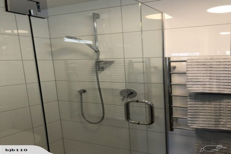 Photo of property in Frame Apartments, 103/111 Molesworth Street, Thorndon, Wellington, 6011