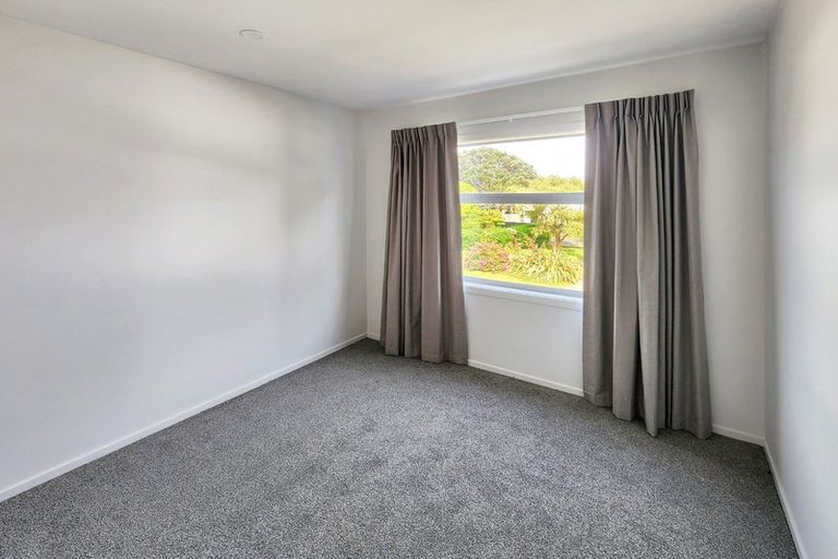 Photo of property in 6d Russell Street, Waterloo, Lower Hutt, 5011