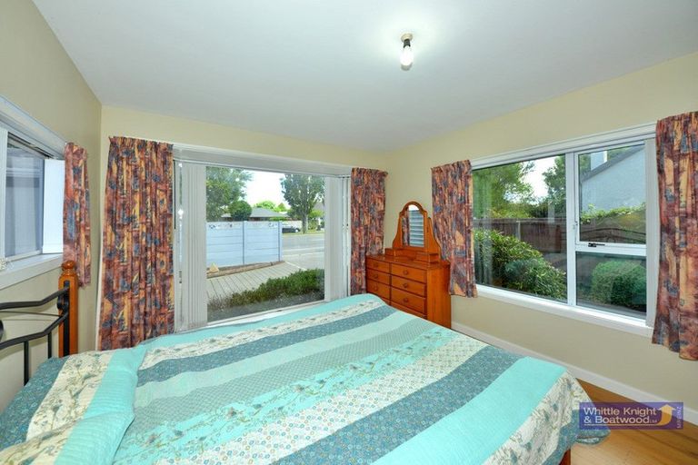 Photo of property in 1/104 Yaldhurst Road, Sockburn, Christchurch, 8042