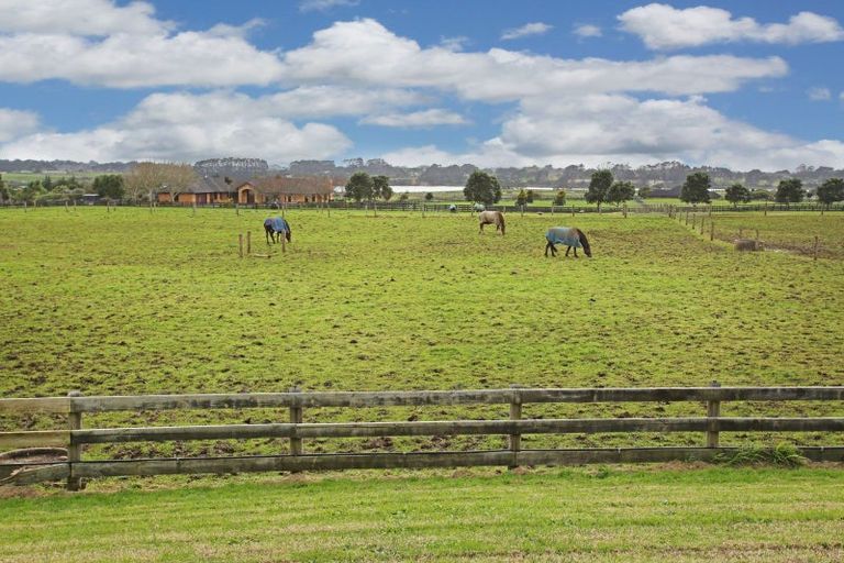 Photo of property in 11 Sanctuary Drive, Glenbrook, Waiuku, 2681