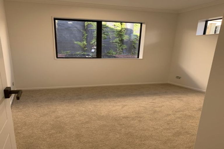 Photo of property in 24 Matahae Drive, Flat Bush, Auckland, 2019