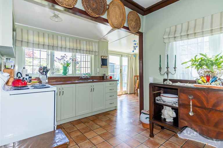 Photo of property in 4 Exeter Street, Waimate, 7924