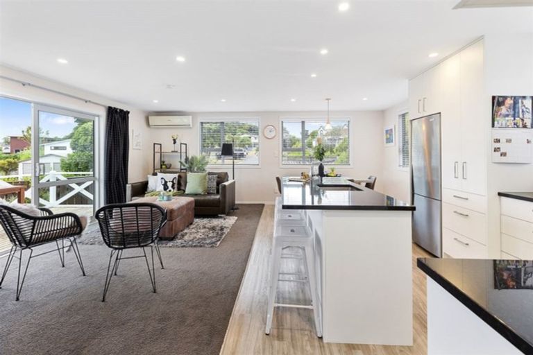 Photo of property in 88 Mercury Way, Whitby, Porirua, 5024