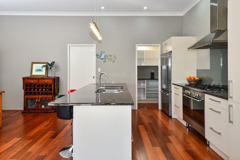 Photo of property in 6 Cleeve Close, Huntington, Hamilton, 3210