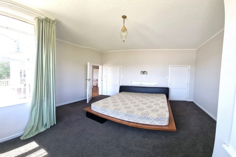 Photo of property in 10 Chesterton Street, Johnsonville, Wellington, 6037