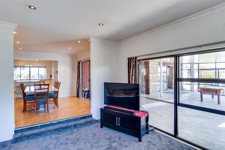 Photo of property in 25 Mckeefry Avenue, Greenmeadows, Napier, 4112