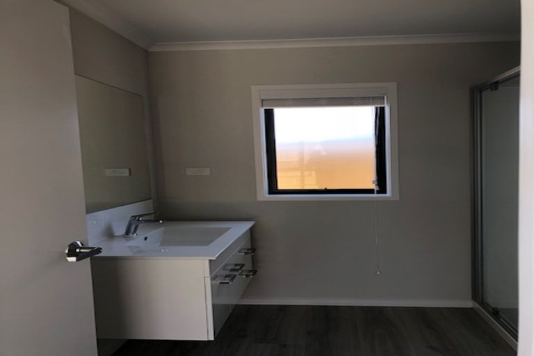 Photo of property in 34 Marion Crescent, Papamoa Beach, Papamoa, 3118