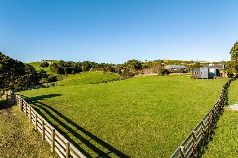 Photo of property in 168b Golden Stairs Road, Maungaturoto, 0589