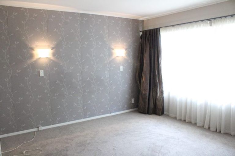 Photo of property in 8 Butley Drive, Farm Cove, Auckland, 2012