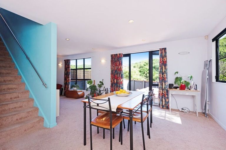 Photo of property in 124b The Ridgeway, Mornington, Wellington, 6021