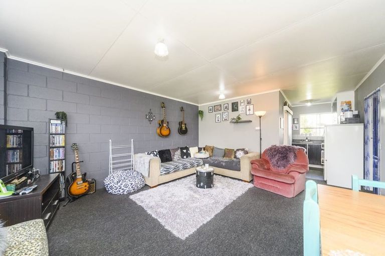 Photo of property in 8c Seaforth Avenue, Milson, Palmerston North, 4414