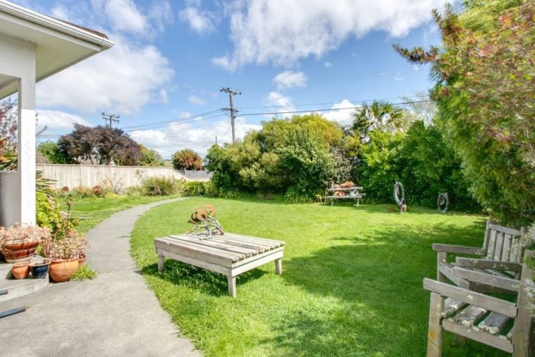 Photo of property in 63 Avondale Road, Taradale, Napier, 4112