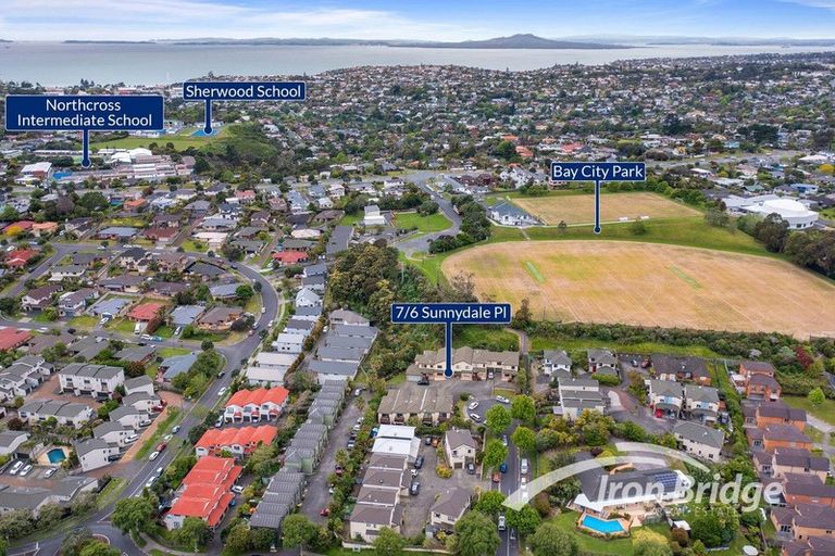 Photo of property in 7/6 Sunnydale Place, Oteha, Auckland, 0632