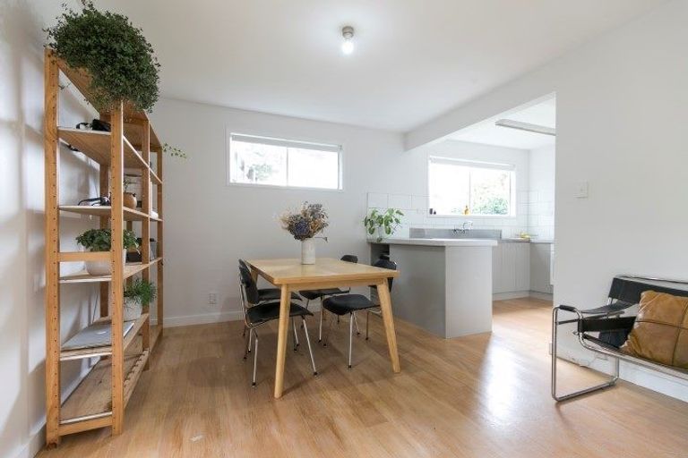 Photo of property in 1/26 Bryers Place, Bayview, Auckland, 0629