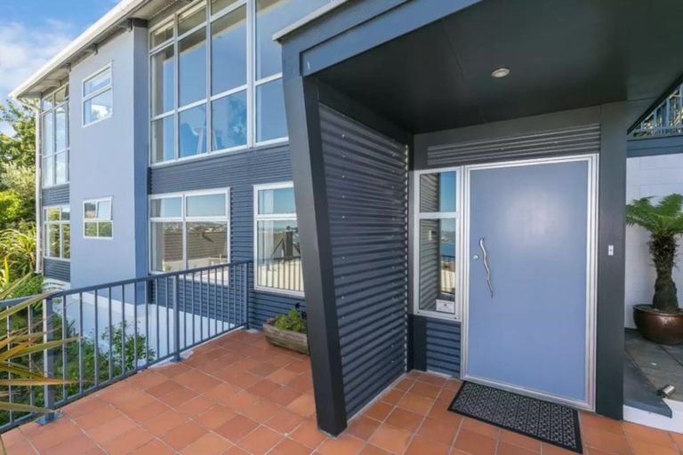 Photo of property in 12 Kabul Street, Khandallah, Wellington, 6035