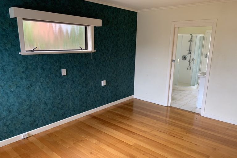 Photo of property in 41 Forrest Hill Road, Milford, Auckland, 0620