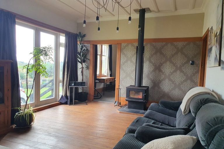 Photo of property in 125b Hickford Road, Foxton, 4893