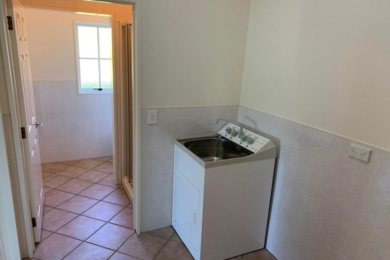 Photo of property in 154 Awa Road, Kumeu, 0891