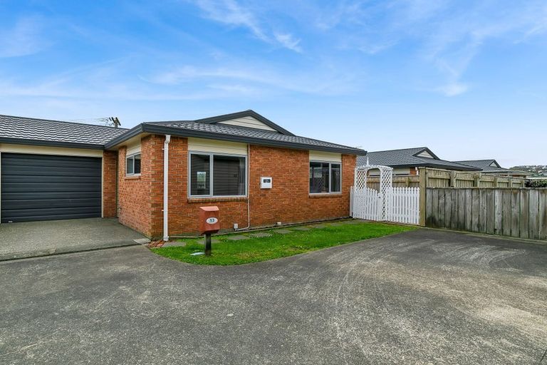 Photo of property in 13 Pohutukawa Grove, Titahi Bay, Porirua, 5022