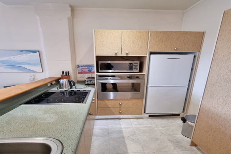 Photo of property in 5/37 Majoribanks Street, Mount Victoria, Wellington, 6011