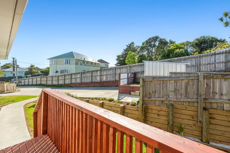 Photo of property in 60a Leicester Street, Cannons Creek, Porirua, 5024