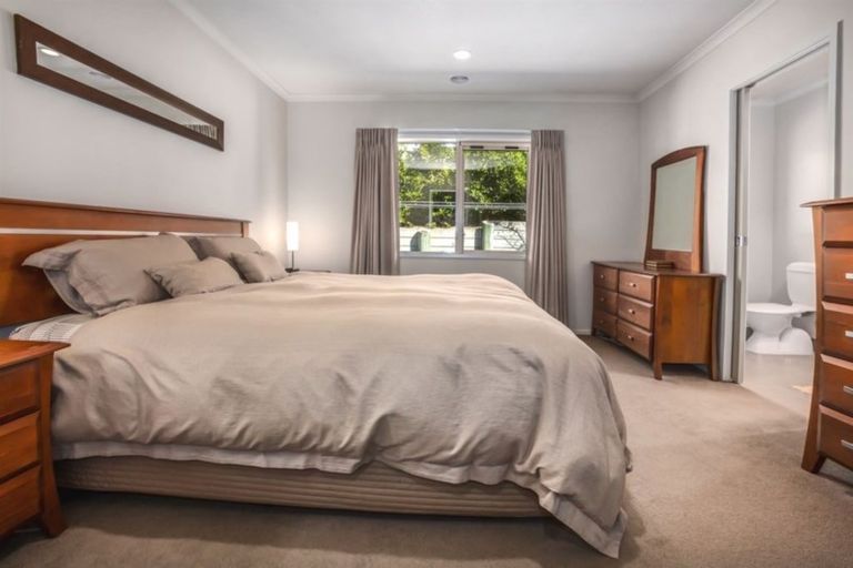 Photo of property in 54 Te Puia Drive, Aotea, Porirua, 5024