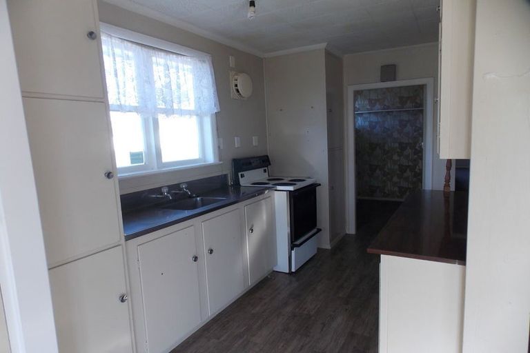 Photo of property in 23 Anakiwa Street, Kelvin Grove, Palmerston North, 4414