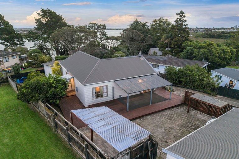 Photo of property in 224 Mahia Road, Weymouth, Auckland, 2103