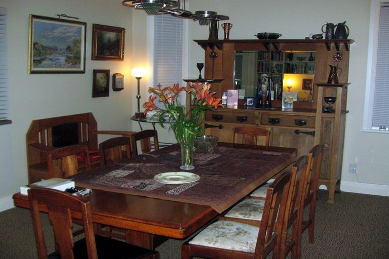 Photo of property in 24 Bracken Street, Petone, Lower Hutt, 5012