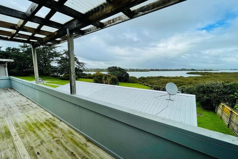 Photo of property in 17 Montego Place, Weymouth, Auckland, 2103