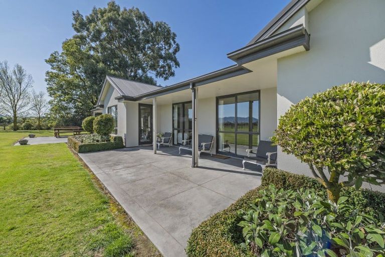 Photo of property in 122 East Street, Rotherham, 7379