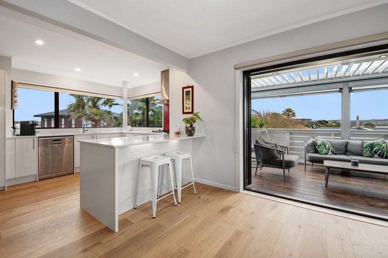 Photo of property in 23a Rosario Crescent, Red Beach, 0932