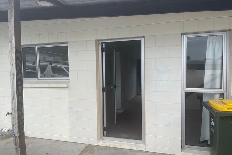 Photo of property in 1/21a Landscape Road, Papatoetoe, Auckland, 2025