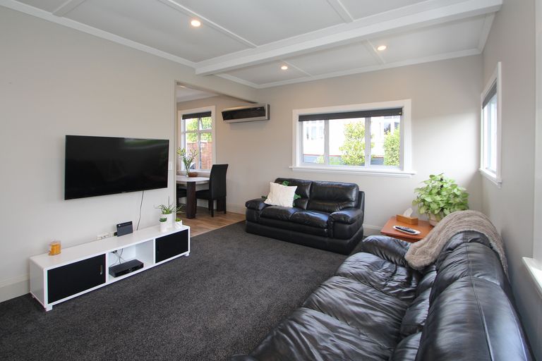 Photo of property in 45 Arun Street, South Hill, Oamaru, 9400